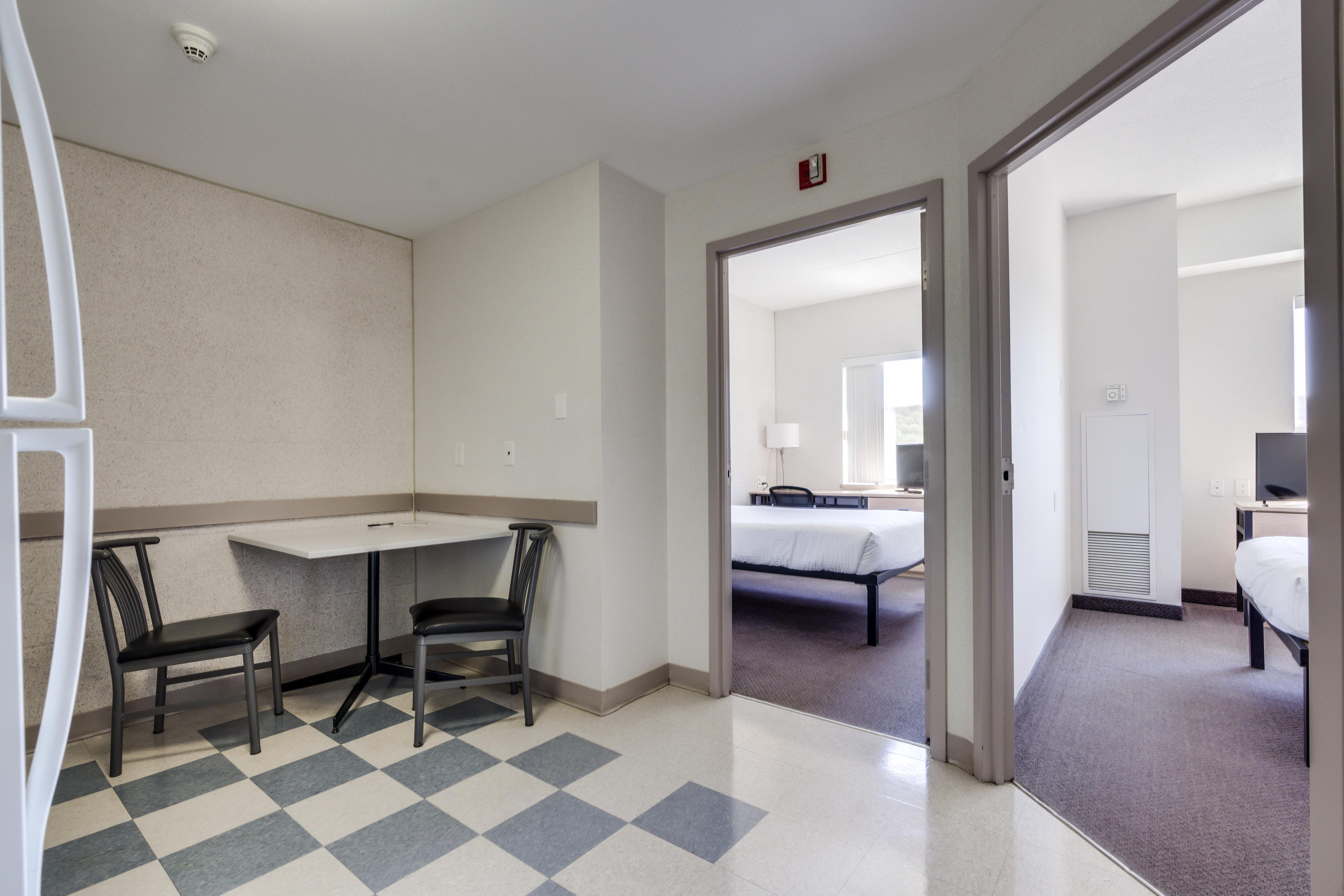 Residence & Conference Centre - Niagara-On-The-Lake Saint Catharines Bagian luar foto