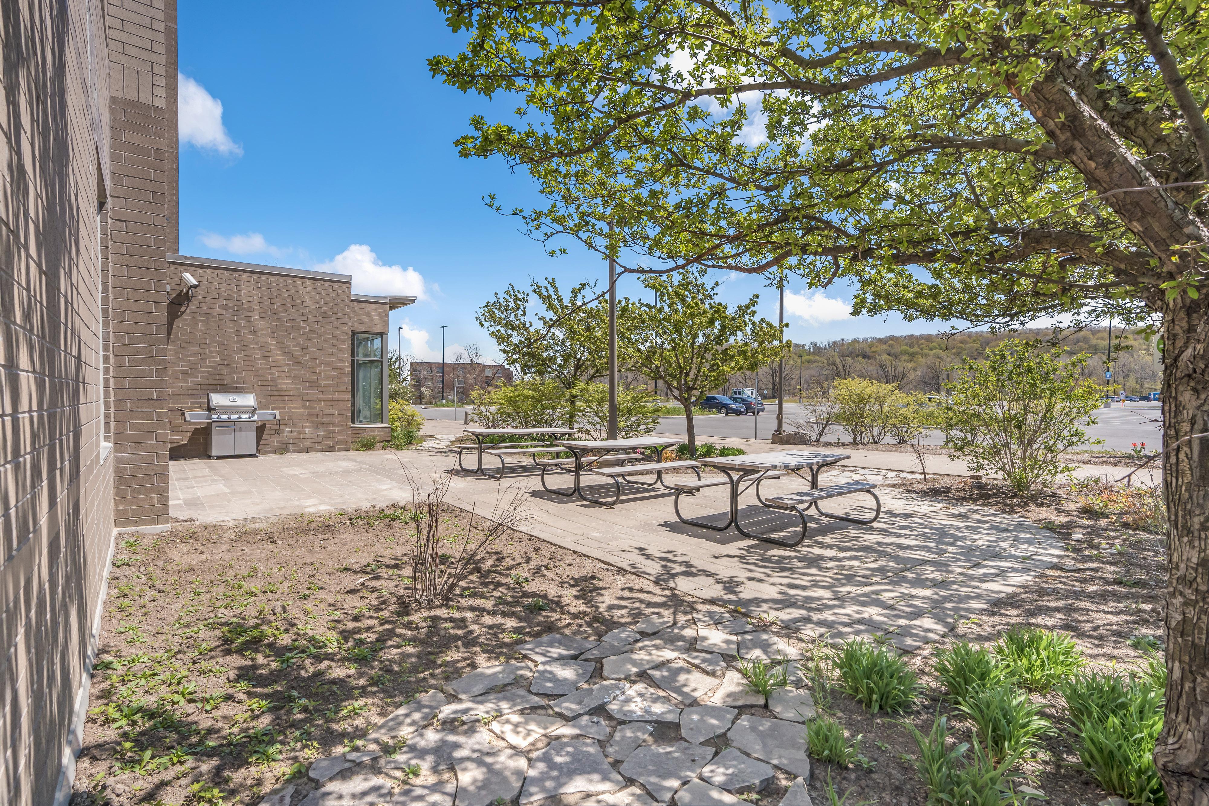 Residence & Conference Centre - Niagara-On-The-Lake Saint Catharines Bagian luar foto